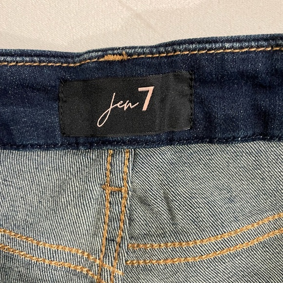 NWT Jen7 by 7 for All Mankind stretch shorts raw hem women’s size 6 Dark Blue - Picture 5 of 10